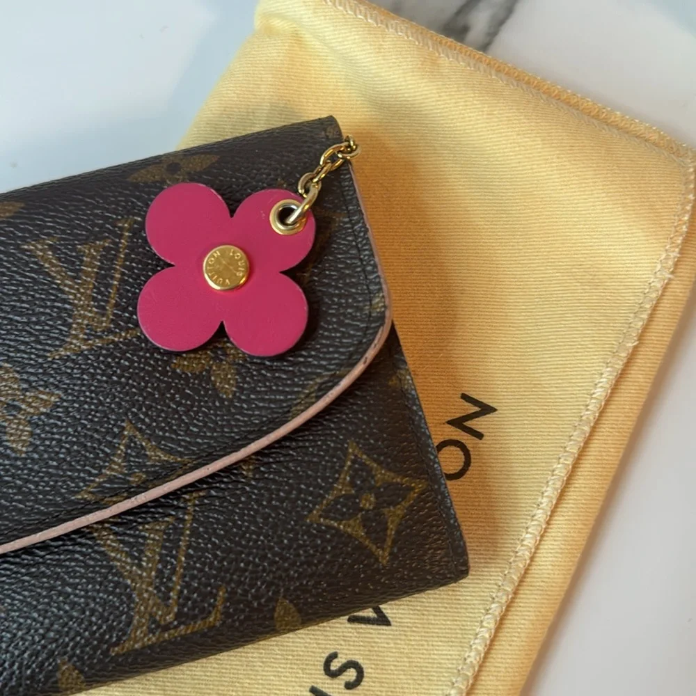 Louis Vuitton Bloom Wallet